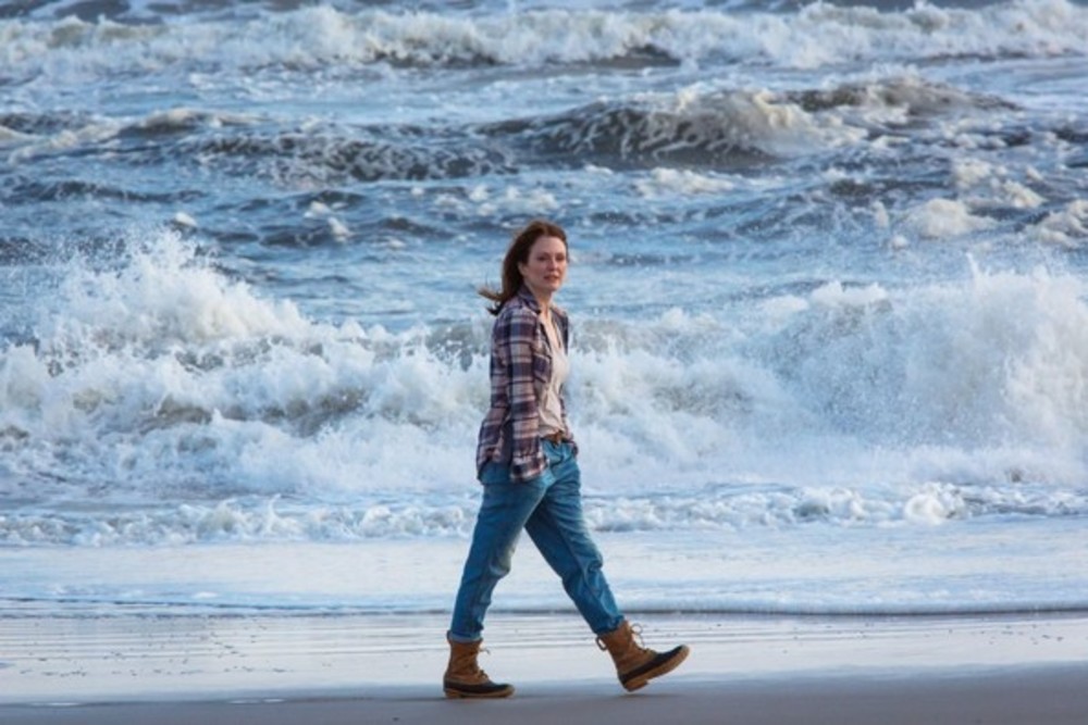 فیلم «هنوز آلیس»(still alice) با بازی جولیان مور